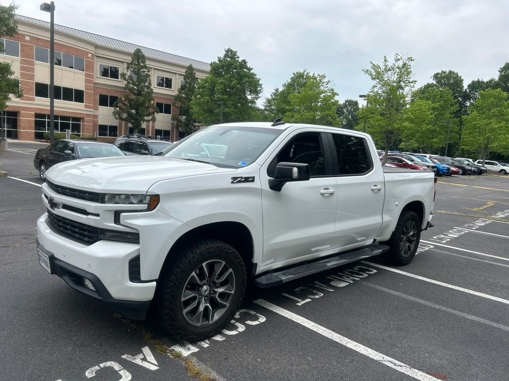Used 2019 Summit White Chevrolet RST image 1