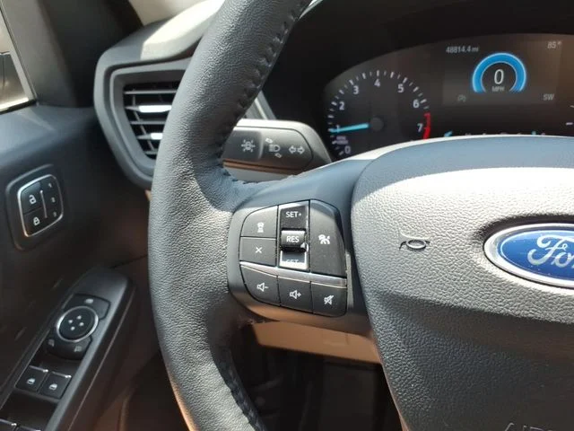 Used 2020 Gold Ford SEL image 24