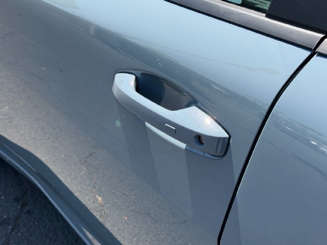 New 2027 Atlantic Gray Metallic Nissan SV image 9