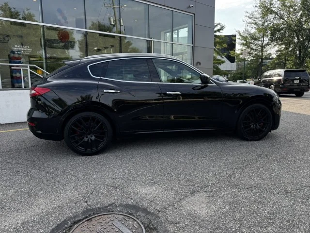 Used 2017 Nero Maserati S ~ LUXURY PACKAGE !! LOADED !! image 4