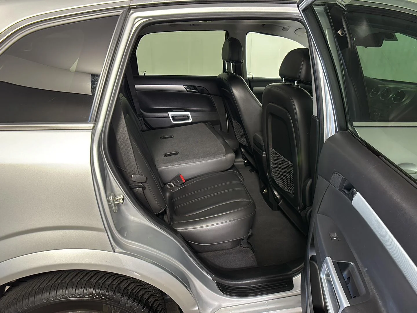 Used 2012 Silver Ice Metallic Chevrolet LTZ image 17