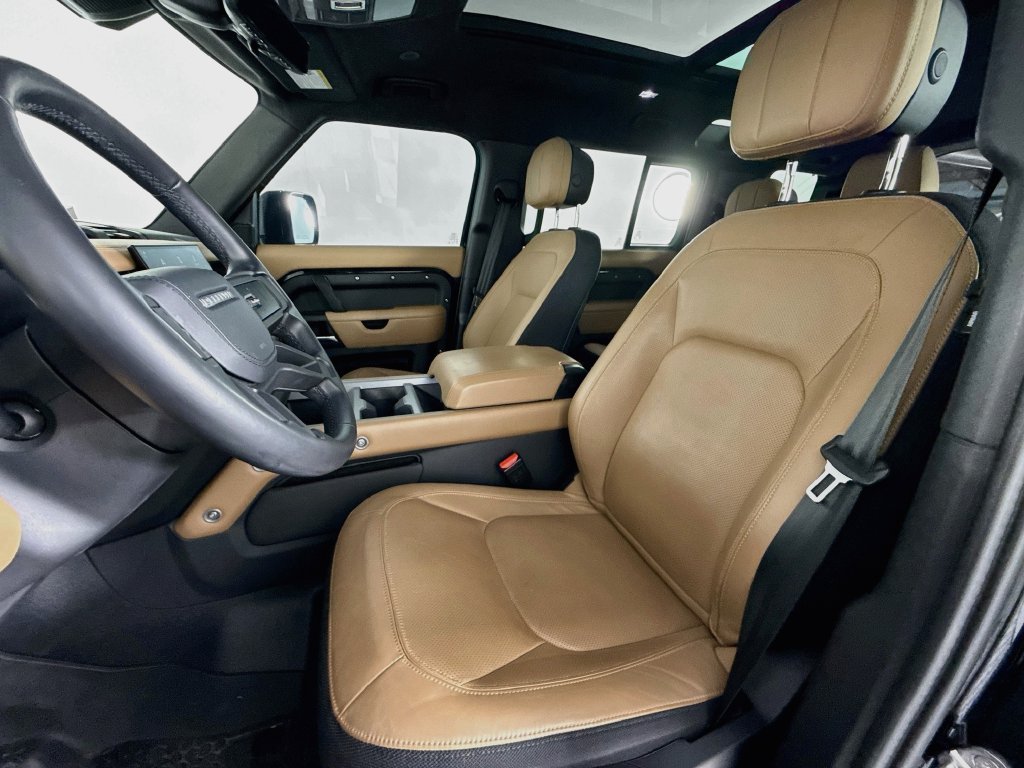 Certified Used 2025 Black Land Rover X image 5
