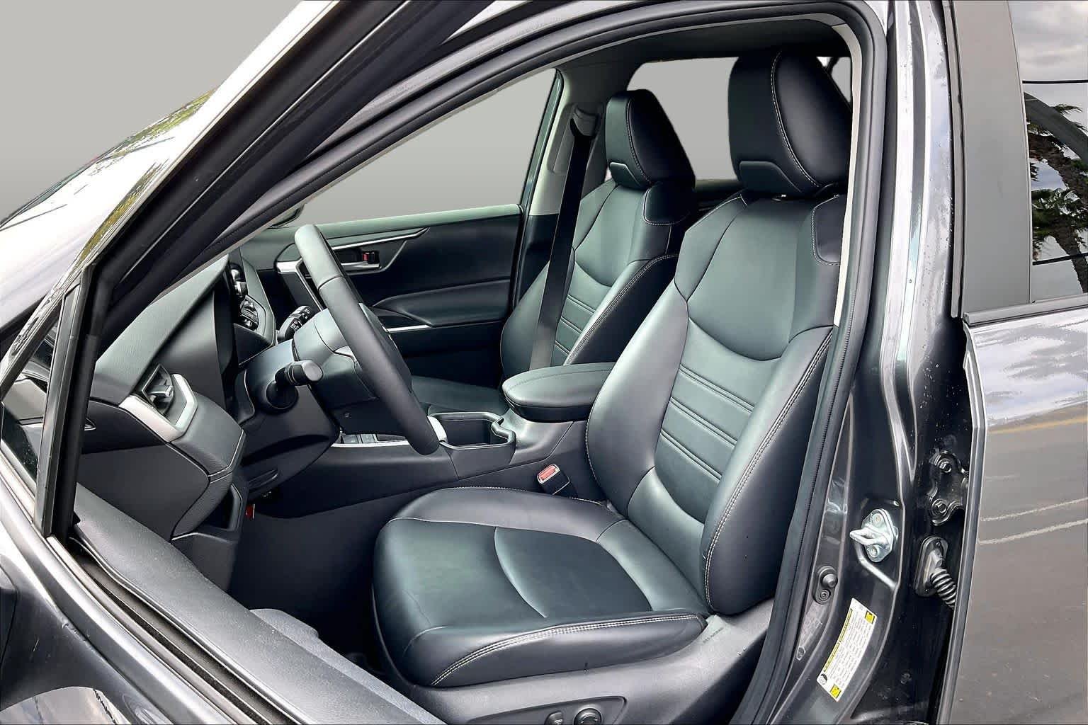 Used 2024 Magnetic Gray Metallic Toyota XLE Premium image 7