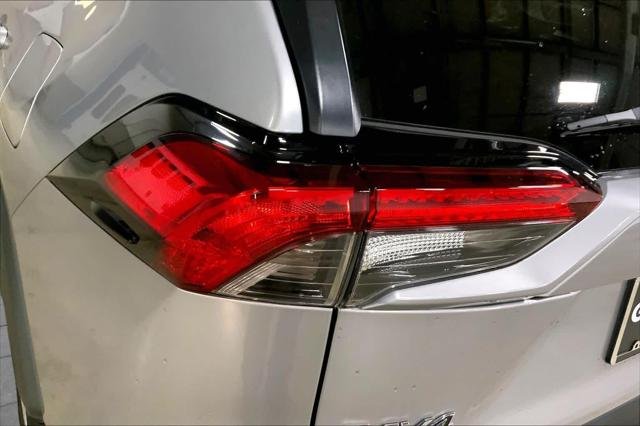 Certified Used 2023 SILVER SKY METALLIC Toyota  image 29