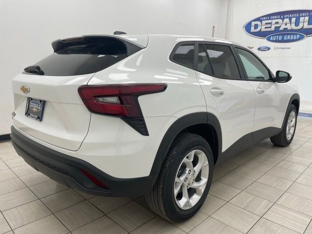 2026 Chevrolet Trax LS - Photo 19