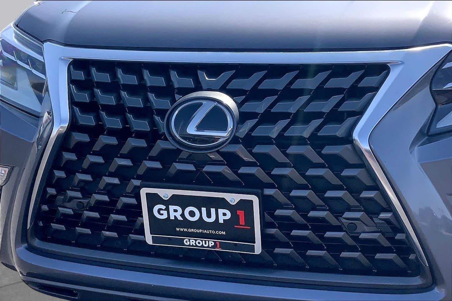 Used 2022 Nebula Gray Pearl Lexus Premium image 30
