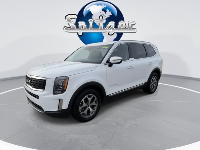 Used 2022 White Kia EX image 4