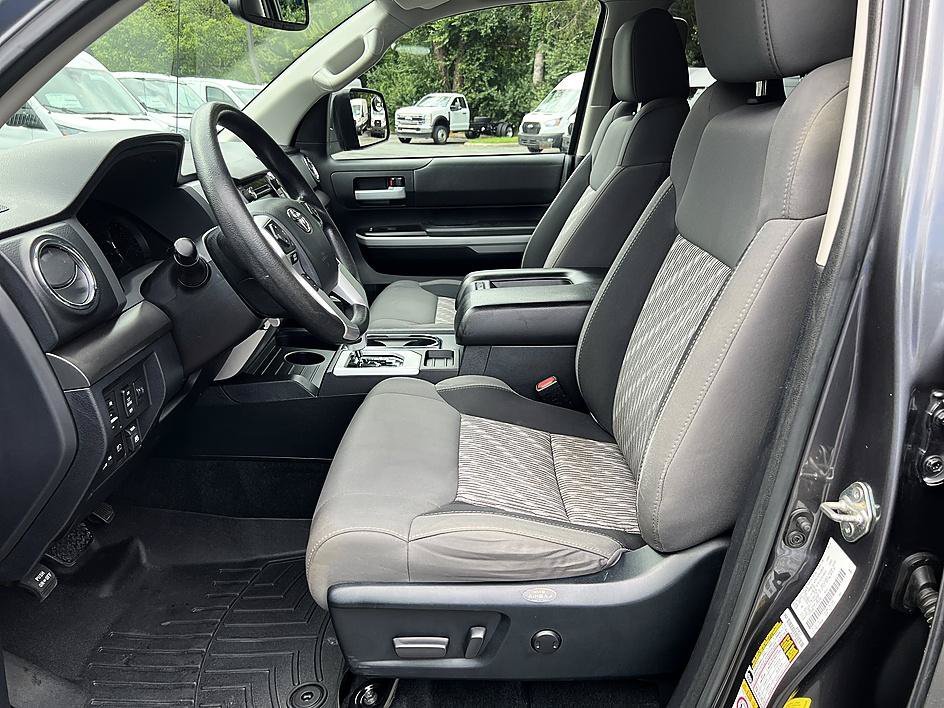 Used 2018 Magnetic Gray Metallic Toyota SR5 image 11