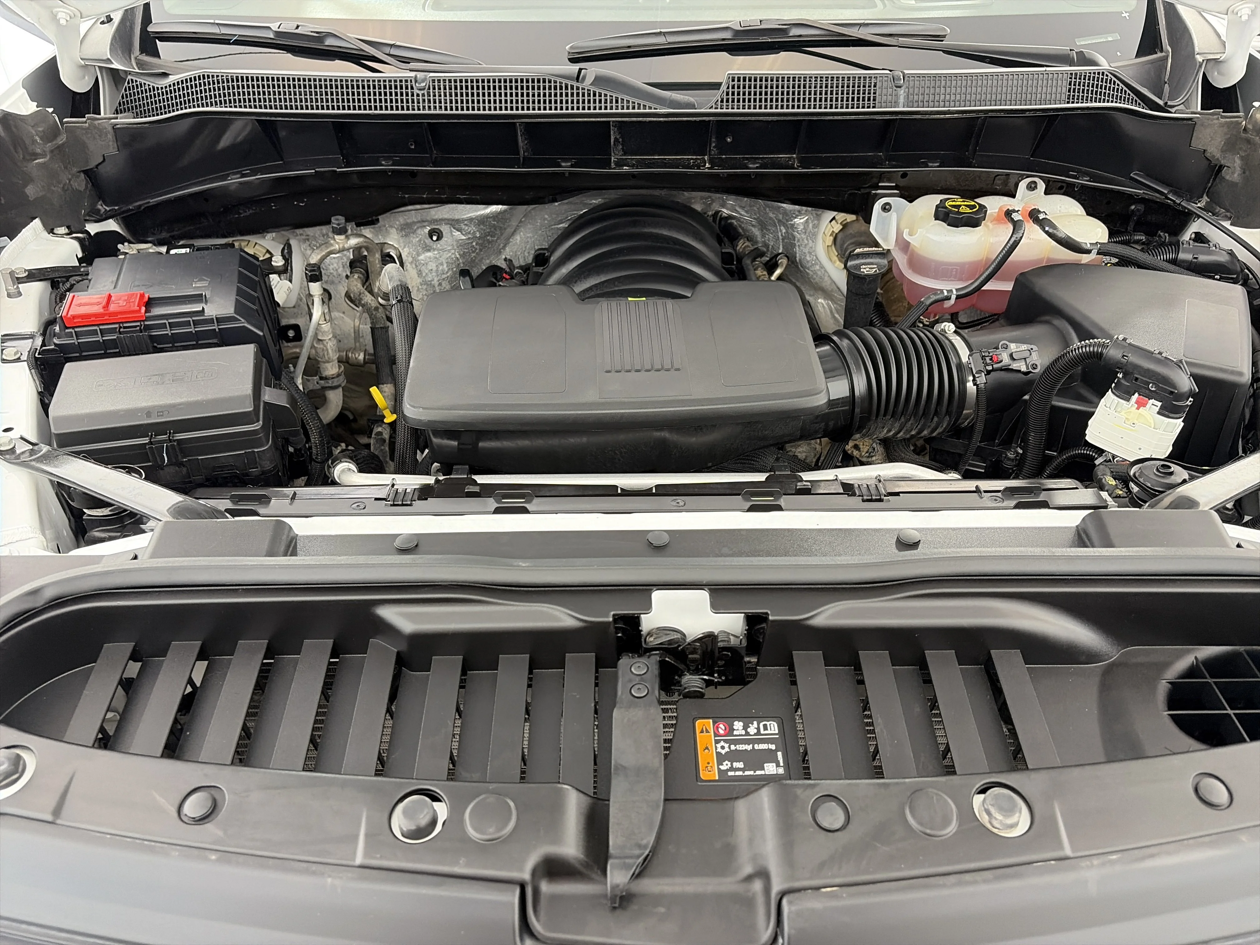 Certified Used 2024 Summit White Chevrolet WT image 11