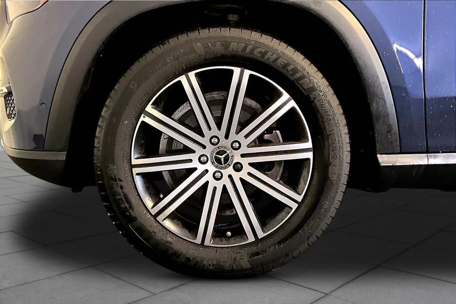 Certified Used 2026 Twilight Blue Metallic Mercedes-Benz GLE 350 image 11