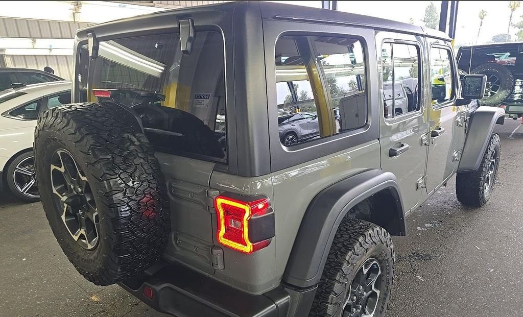 Used 2023 Gray Jeep Rubicon 4xe image 4