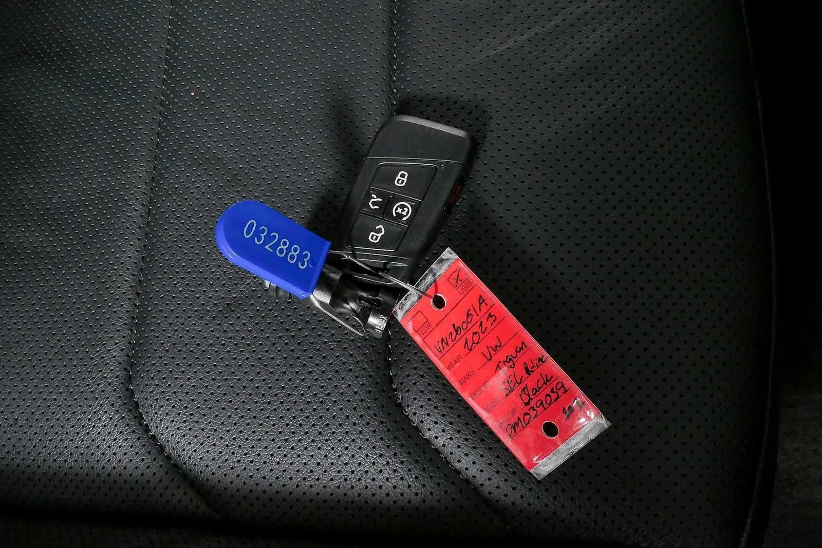 Certified Used 2023 Deep Black Pearl Volkswagen SEL R-Line image 26