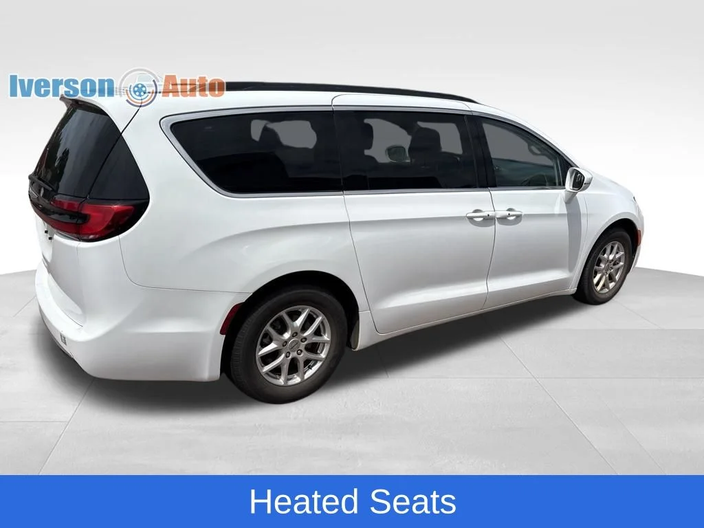Used 2022 White Chrysler Touring L image 11