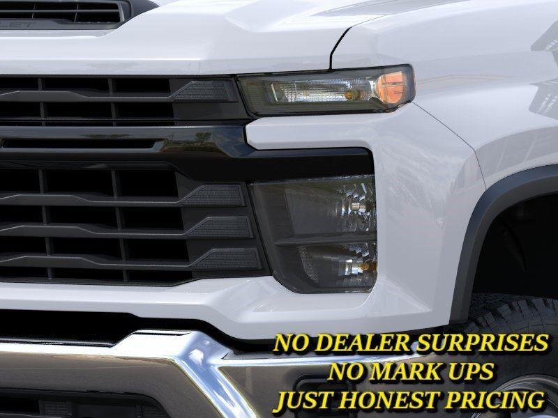 New 2026 Summit White Chevrolet Work Truck image 10