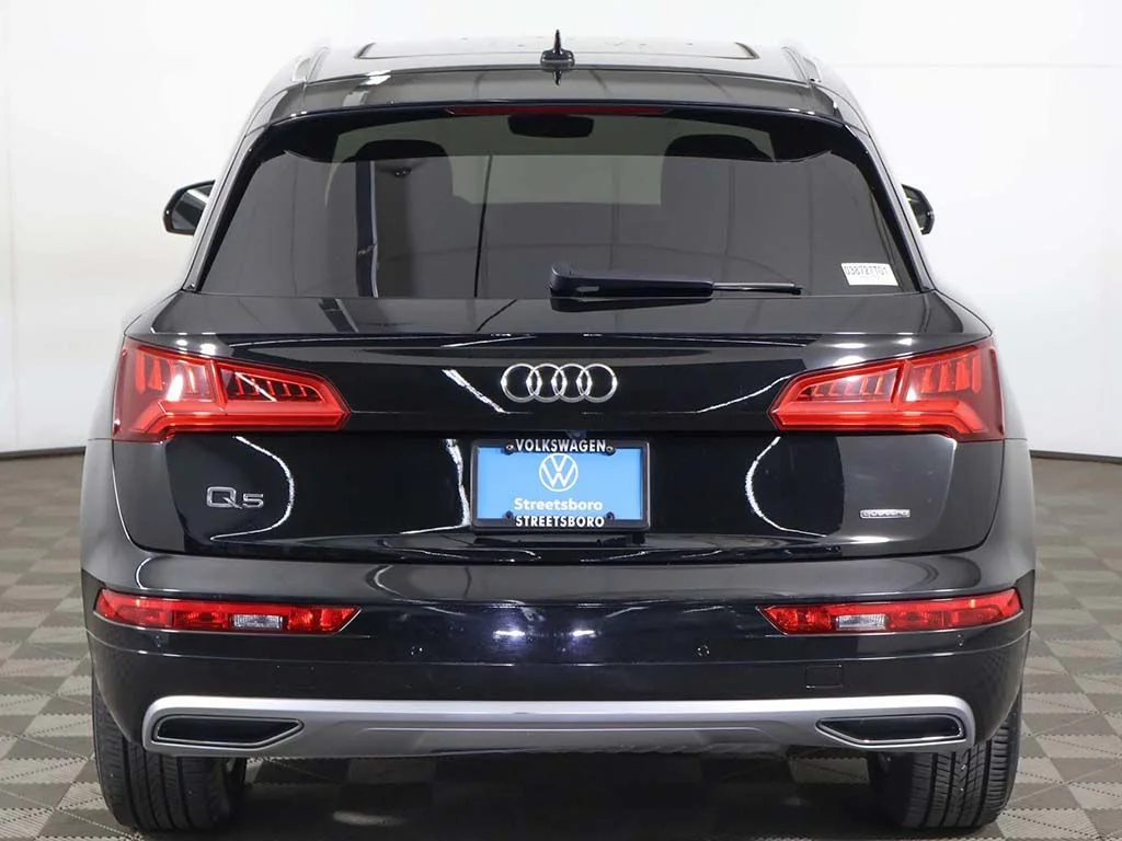 Used 2020 Brilliant Black Audi 45 Premium image 11