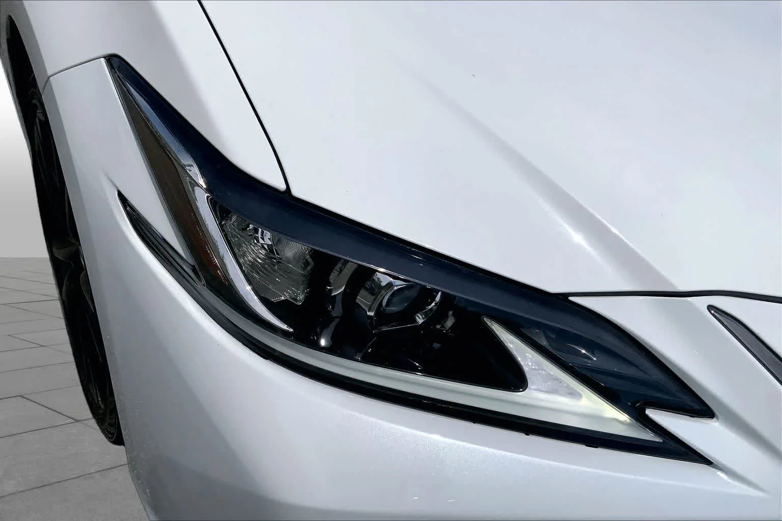 Used 2023 Ultra White Lexus F SPORT Handling image 52