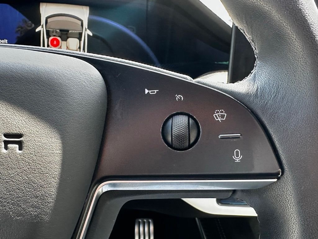 Used 2021 White Tesla Plaid image 32