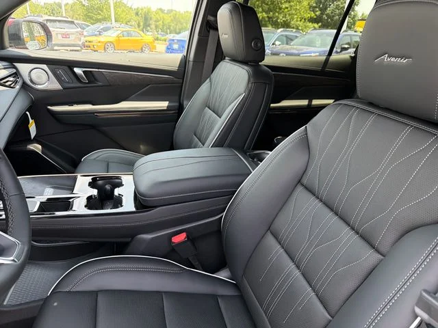 2026 Buick Enclave Avenir - Photo 17