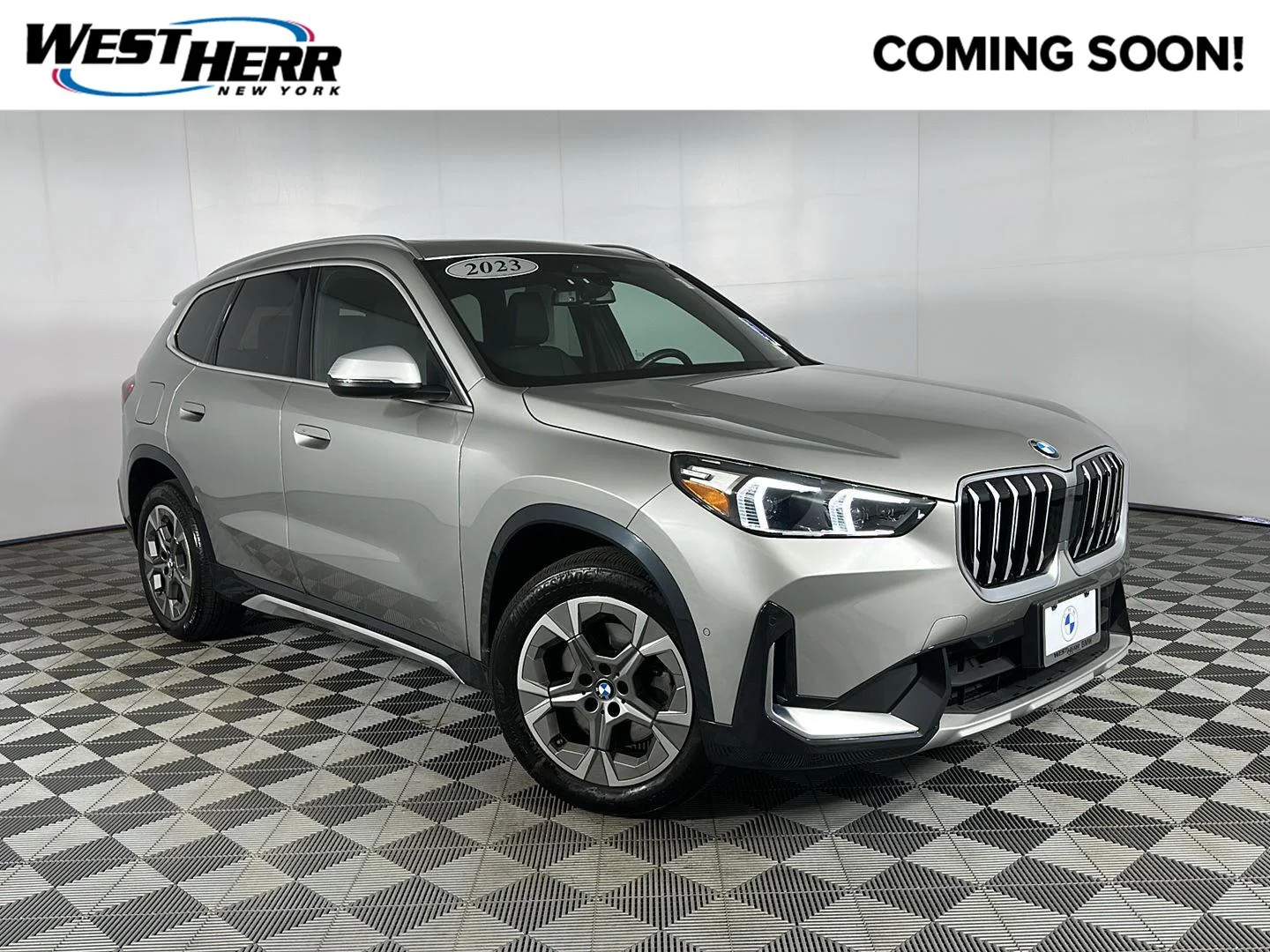 Used 2023 Space Silver Metallic BMW xDrive28i image 1