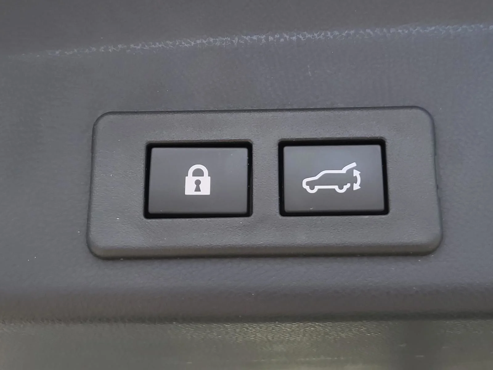 Used 2023 White Subaru Limited image 11