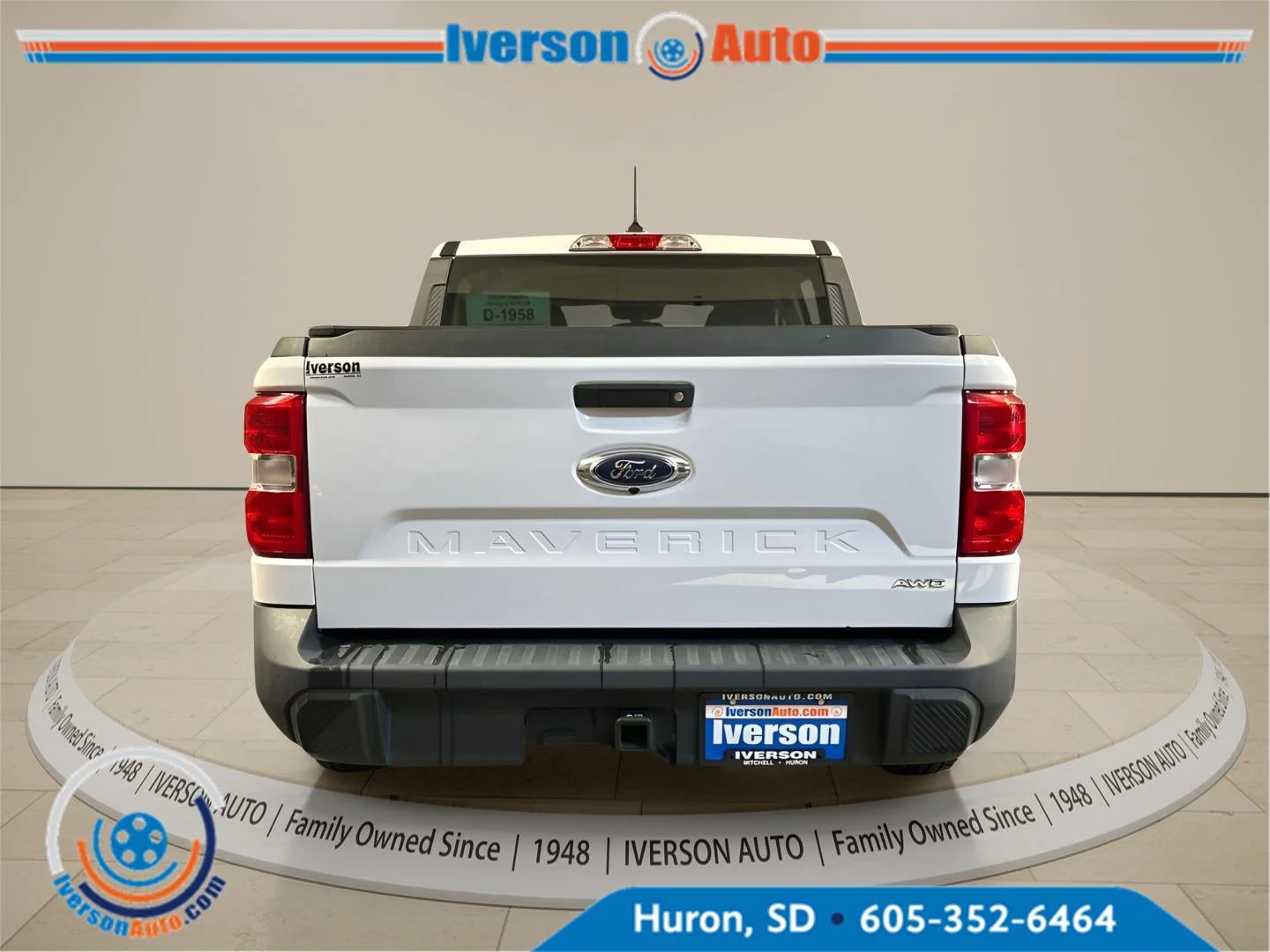 Used 2023 Oxford White Ford XLT image 10