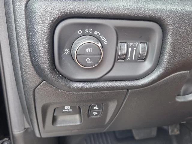 Used 2022 Black Ram Laramie image 30