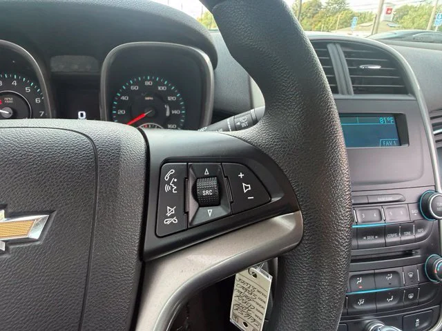 Used 2014 Silver Chevrolet LS image 21