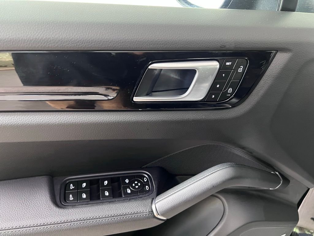 Certified Used 2023  Porsche S image 28