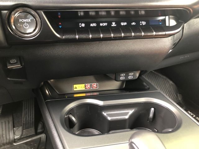 Certified Used 2025  Lexus 300h Premium image 30