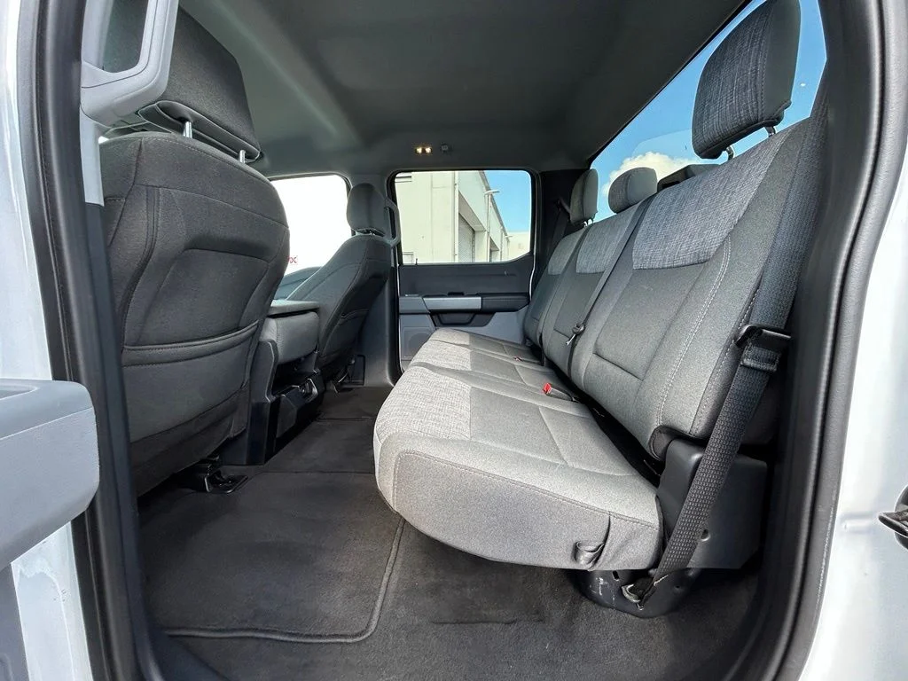 Used 2026 Oxford White Ford XLT image 34
