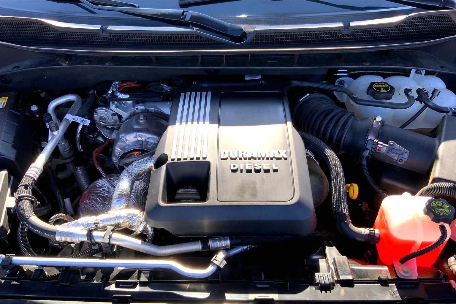 Certified Used 2025 Red Hot Chevrolet ZR2 image 32