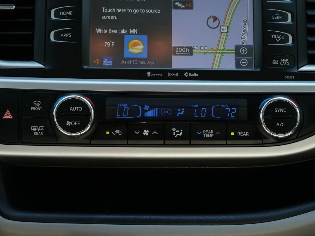 Certified Used 2018 Black Toyota XLE image 18