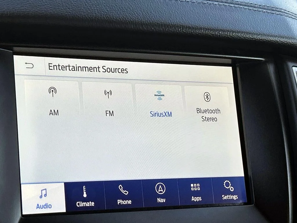 Used 2022 White Ford Lariat image 31