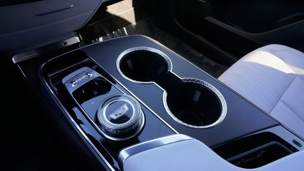 2026 Cadillac LYRIQ Luxury - Photo 16