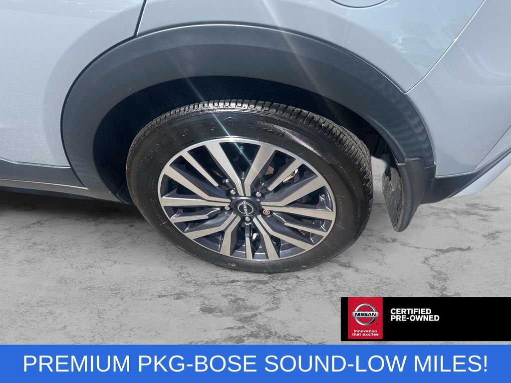 Used 2024 Gray Nissan SR image 12