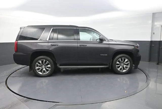 Used 2018 Gray Chevrolet LT image 9