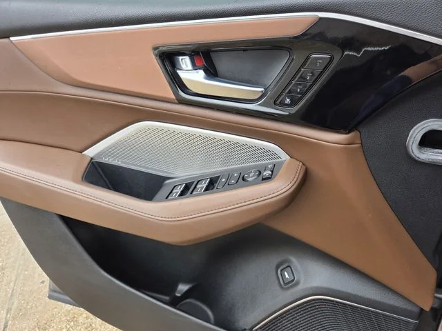Certified Used 2023 Liquid Carbon Metallic Acura TECH image 18