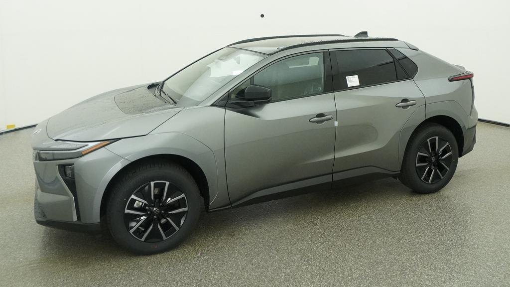 New 2026 Heavy Metal Toyota XLE image 5