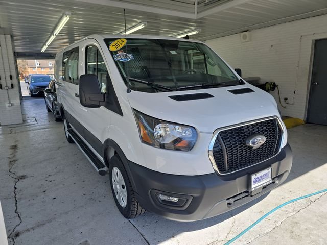 Used 2024 White Ford Base image 9