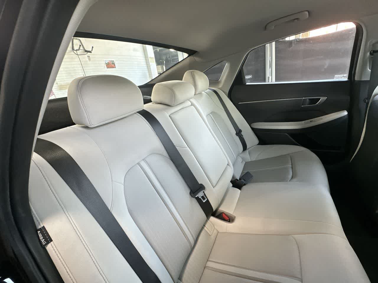 Certified Used 2025 Abyss Black Hyundai SEL image 26