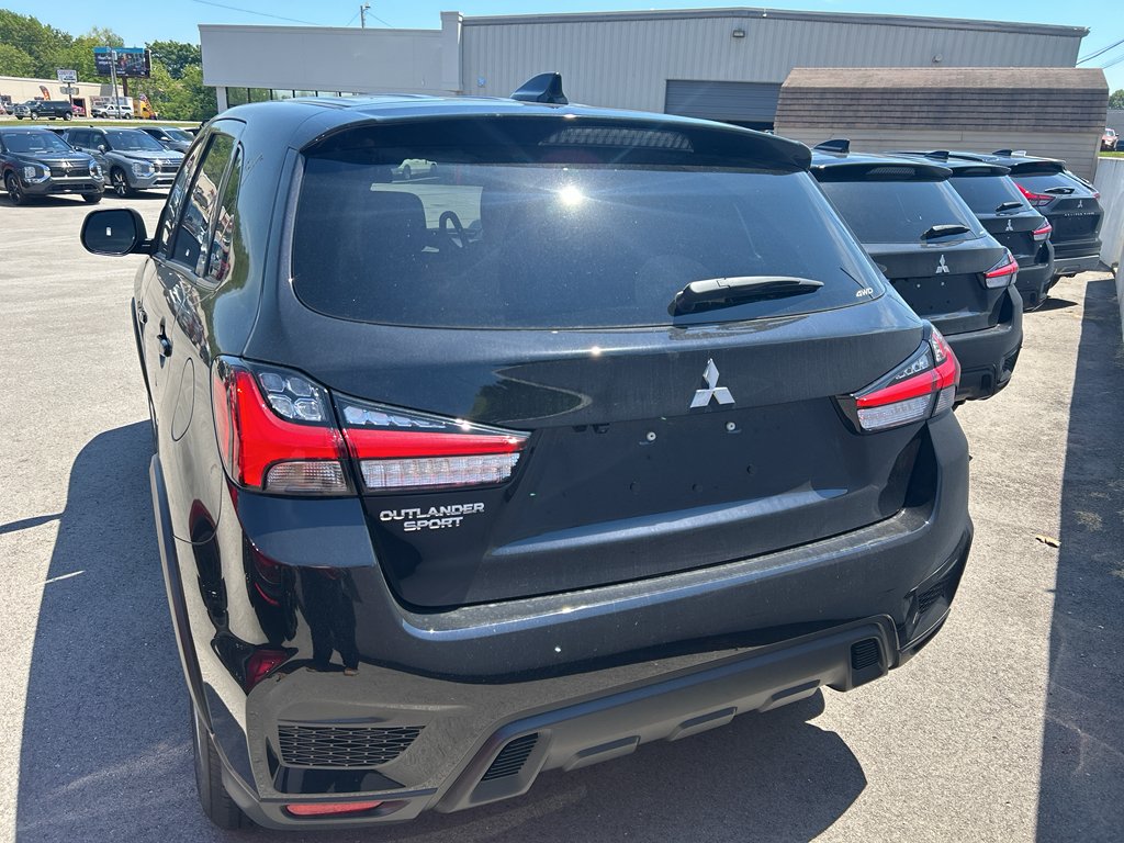 New 2026 Labrador Black Pearl Mitsubishi 2.0 S image 6