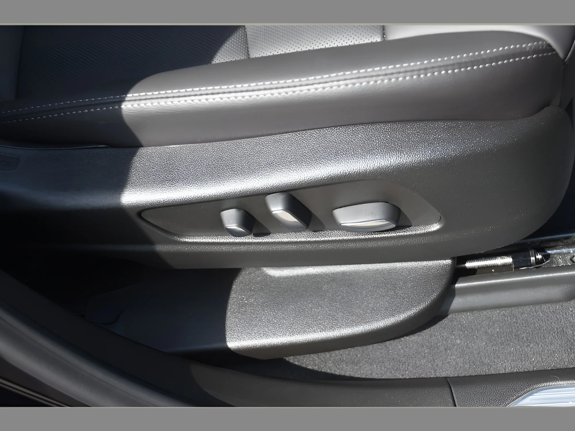 2025 Cadillac XT5 Premium Luxury - Photo 31