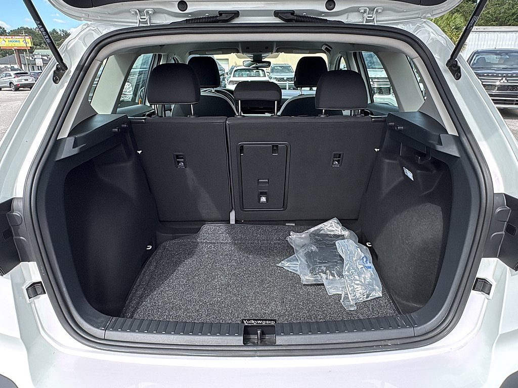 Used 2025 Pure White Volkswagen S image 9