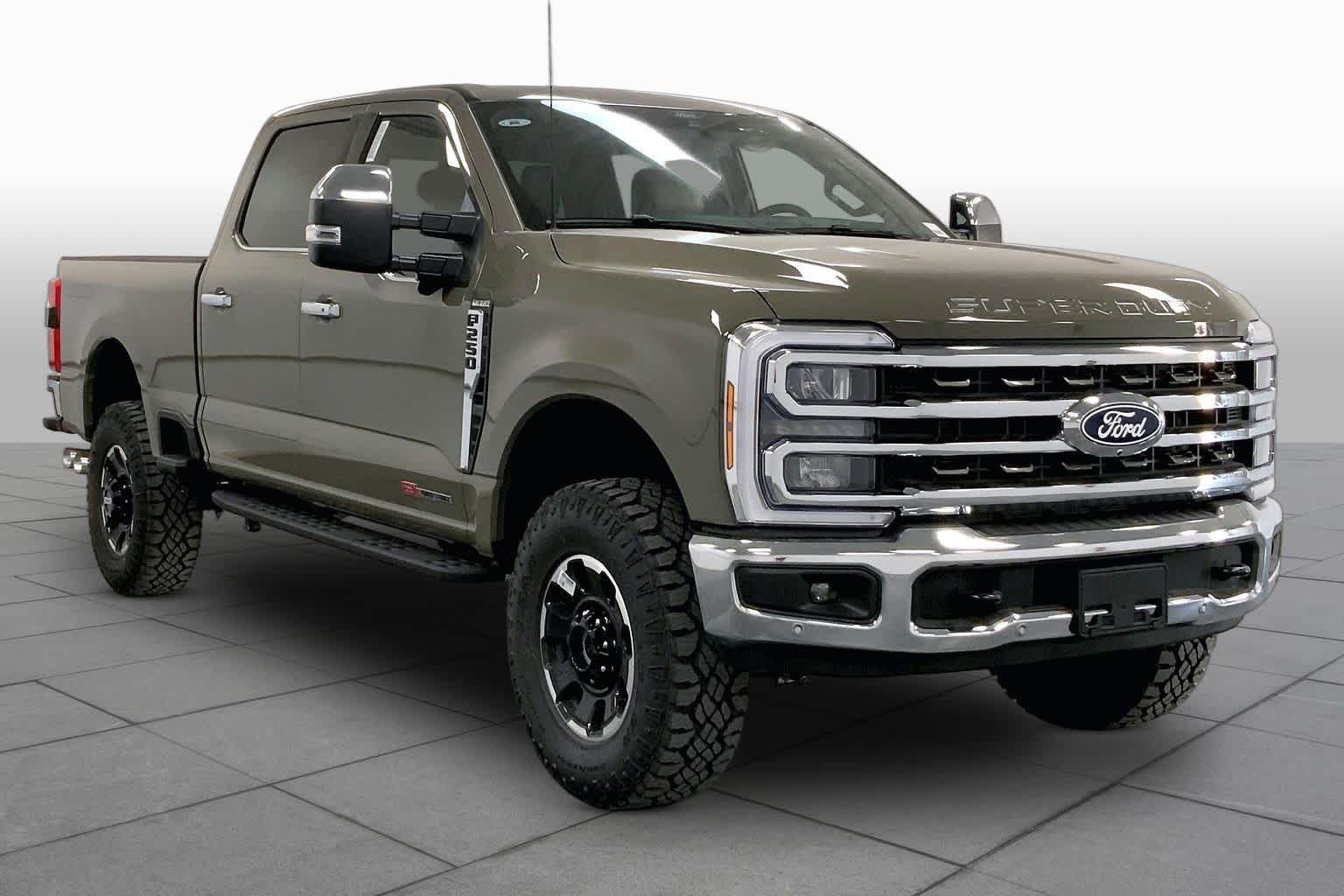 New 2027 Marsh Gray Metallic Ford F-250® King Ranch® image 2