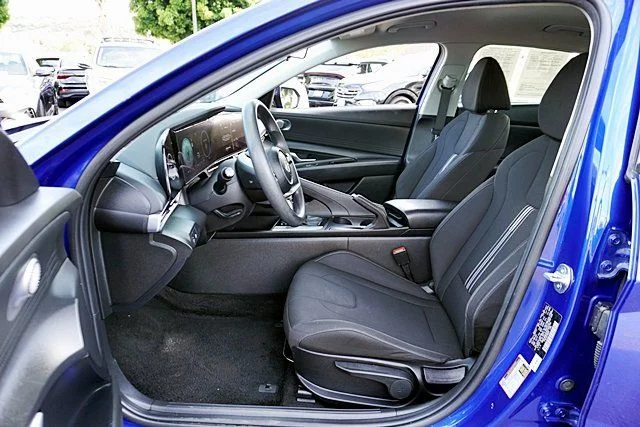 Used 2024 Blue Hyundai SEL image 12