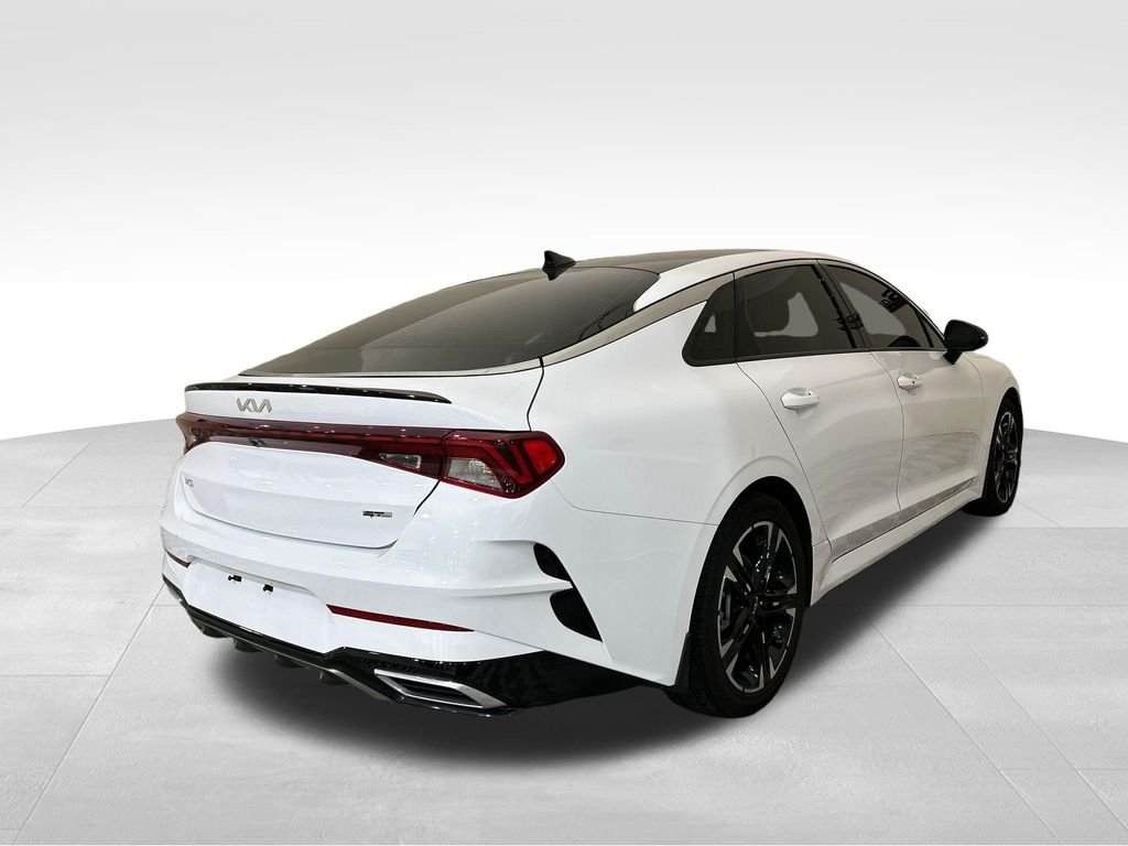 Used 2023 White Kia GT-Line image 5