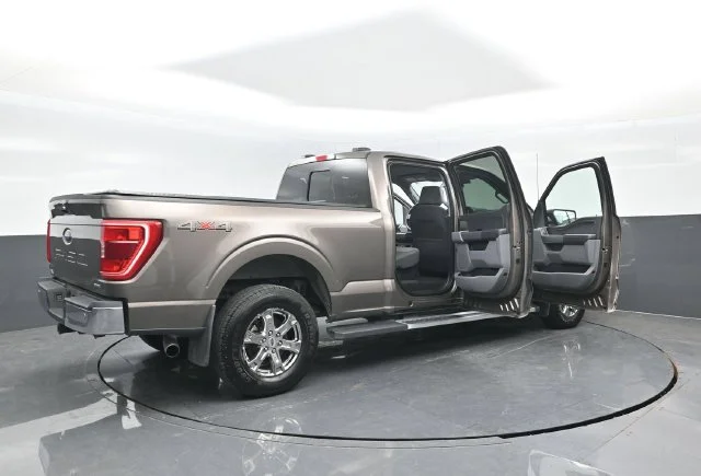 Certified Used 2022 Stone Gray Metallic Ford XLT image 57