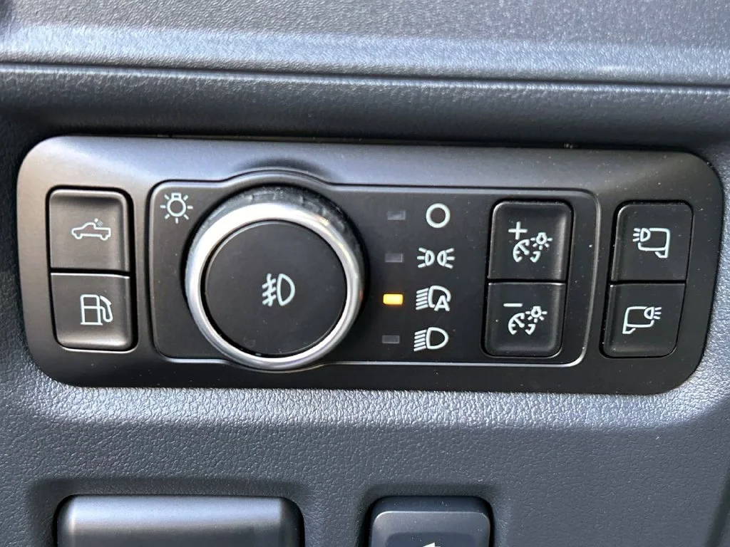 Used 2025 Black Ford Platinum image 24