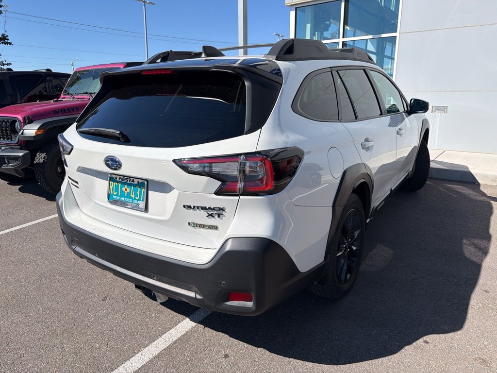 Used 2025 White Subaru Onyx Edition XT image 7