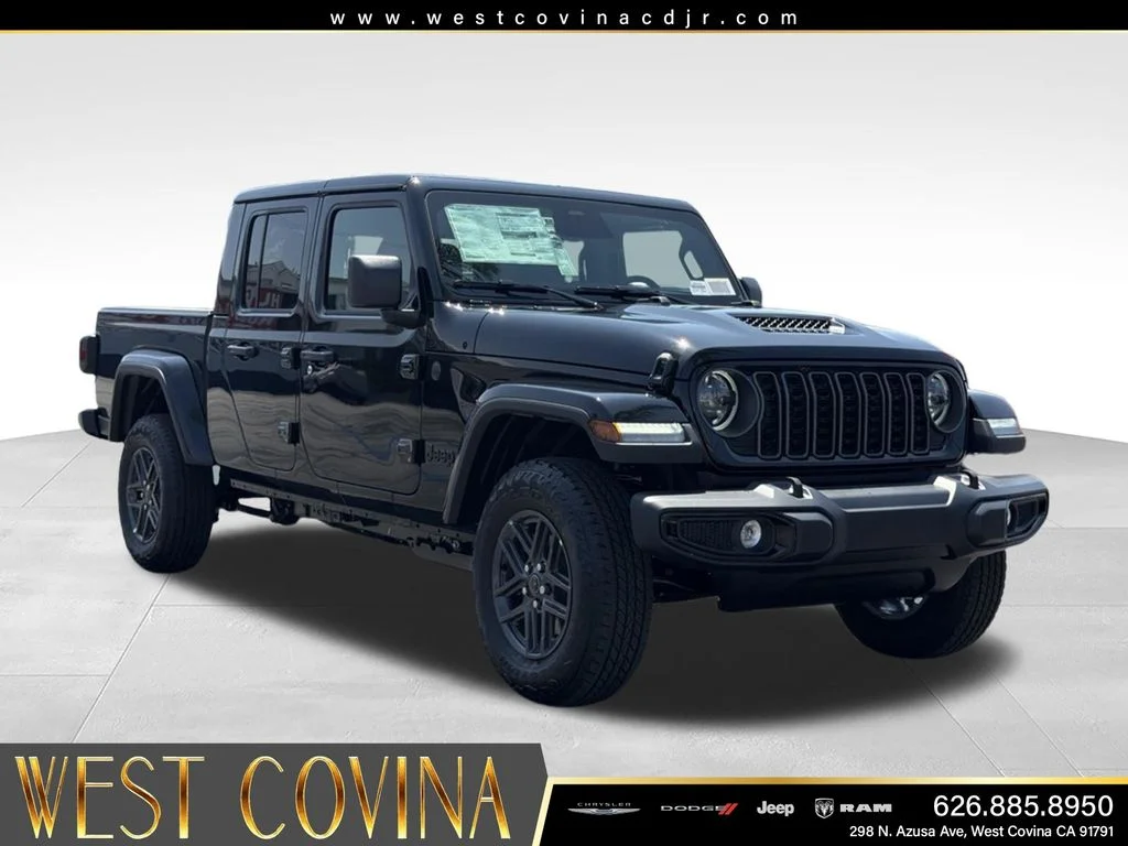 2026 Jeep Gladiator Sport S Auto's photo
